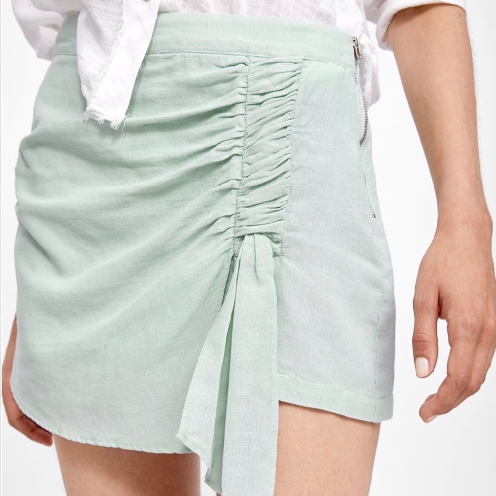 Zara Mint Green Ruched Linen Blend Skort Mini Shorts Size S - Picture 2 of 6